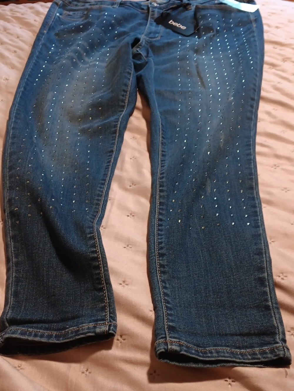 Bebe 16w New with tags Bebe ♡Heartbreaker Crop Jeans with Rhinestone Stripes